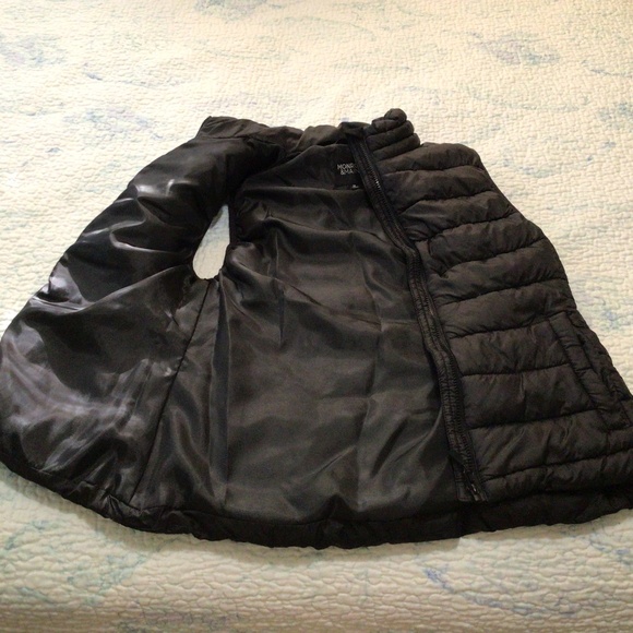 NWOT Monroe And Main Women’s Black Vest - Picture 3 of 6